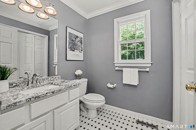 23 Jeremiah Road, Newtown, CT 06482