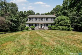 23 Jeremiah Road, Newtown, CT 06482