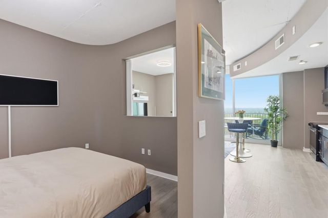 361 17th Street 1720, Atlanta, GA 30363