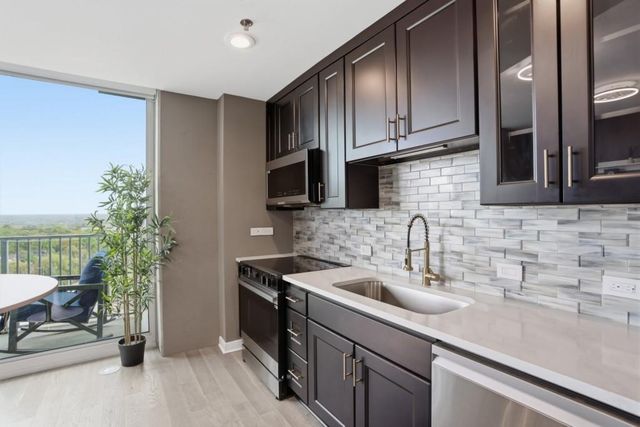 361 17th Street 1720, Atlanta, GA 30363