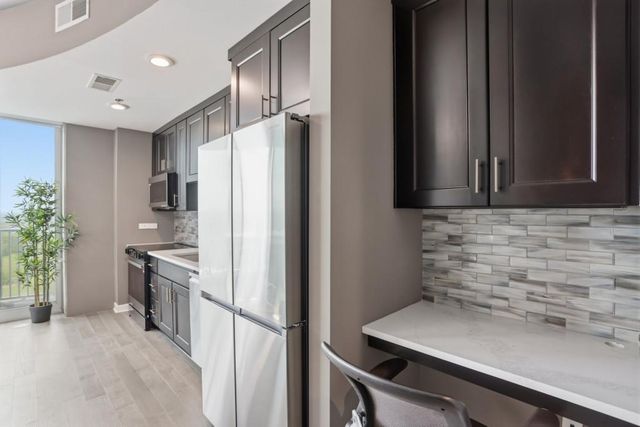 361 17th Street 1720, Atlanta, GA 30363