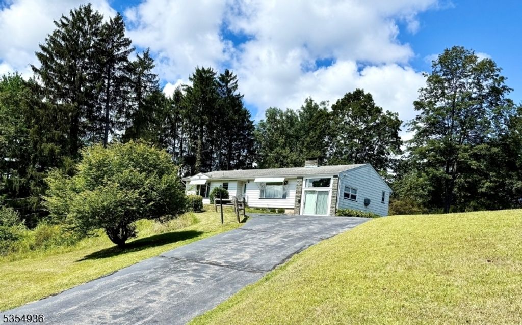 20 Anderson Hill Rd, Fredon Twp., NJ 07860