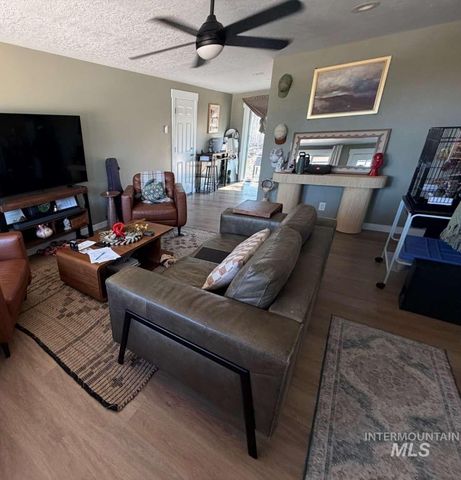 9951 W Fox Ridge Dr, Boise, ID 83709