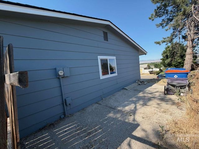 9951 W Fox Ridge Dr, Boise, ID 83709