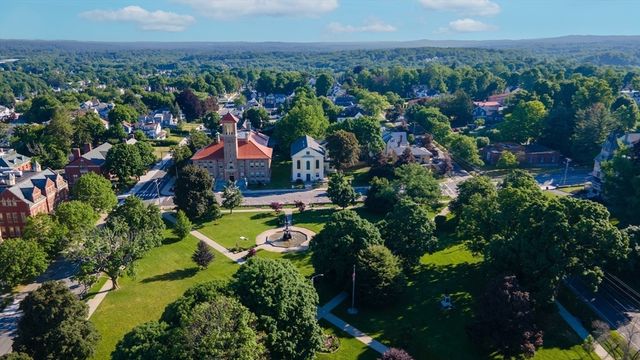 115-117 Mechanic 4, Clinton, MA 01510