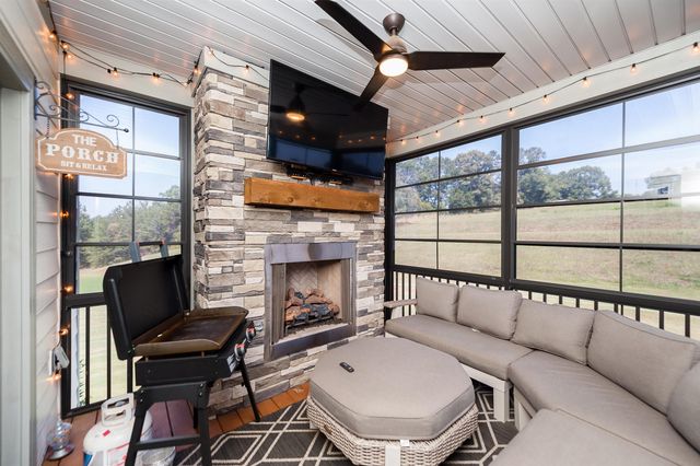 240 W Ridge Water Drive, Chesnee, SC 29323