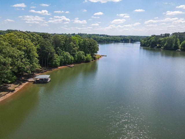 240 W Ridge Water Drive, Chesnee, SC 29323
