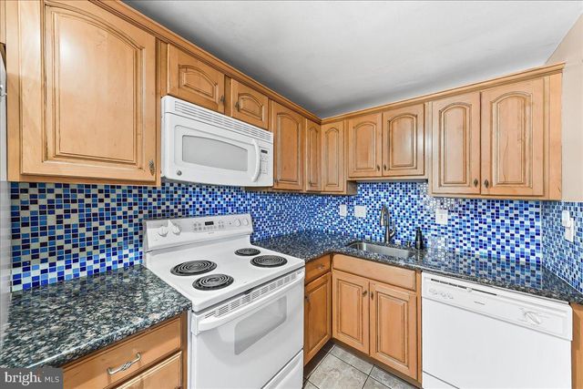 343 WESTPARK LN, Clifton Heights, PA 19018