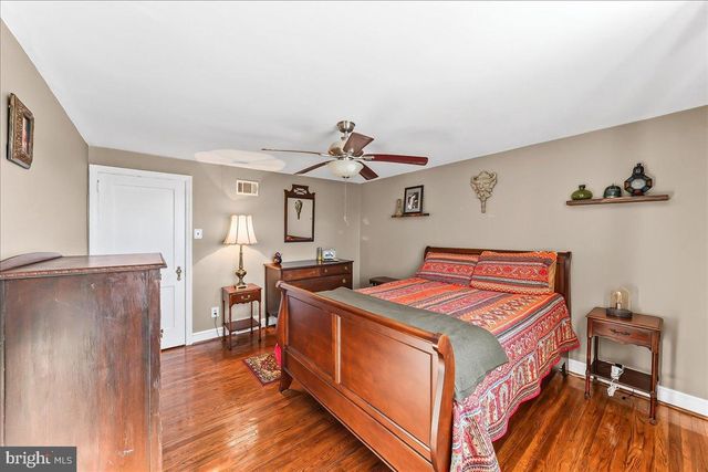 343 WESTPARK LN, Clifton Heights, PA 19018