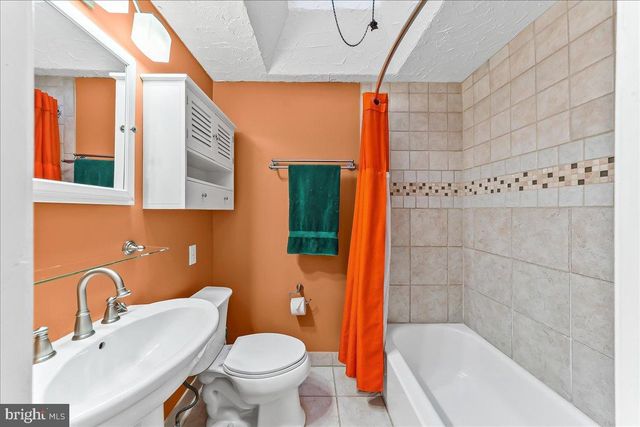 343 WESTPARK LN, Clifton Heights, PA 19018