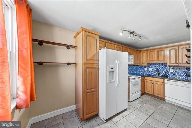 343 WESTPARK LN, Clifton Heights, PA 19018