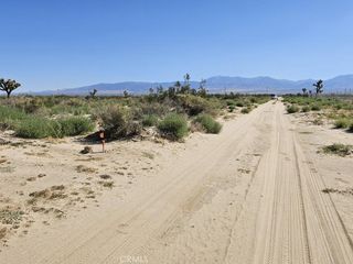 173 Vac Corner Avenue Q4/173 Ste, Palmdale, CA 93591