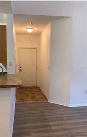 10209 COURTNEY PALMS BOULEVARD 304, Tampa, FL 33619