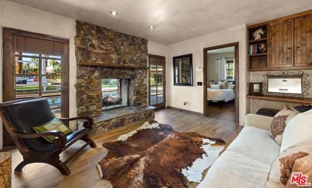 775 N N Mission Road, Palm Springs, CA 92262