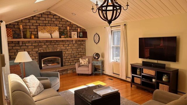 87 Eden Park Drive, North Attleboro, MA 02760