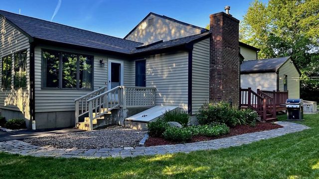 87 Eden Park Drive, North Attleboro, MA 02760