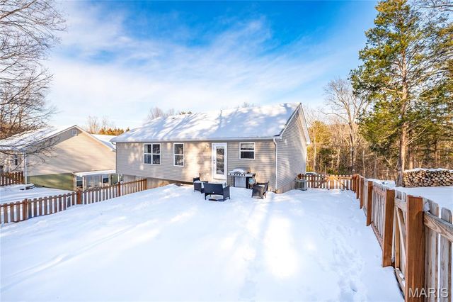 10249 Belew Creek Drive, Hillsboro, MO 63050