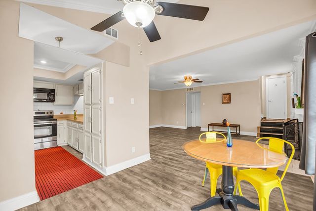 2724 Meadowstone Court, Carrollton, TX 75006