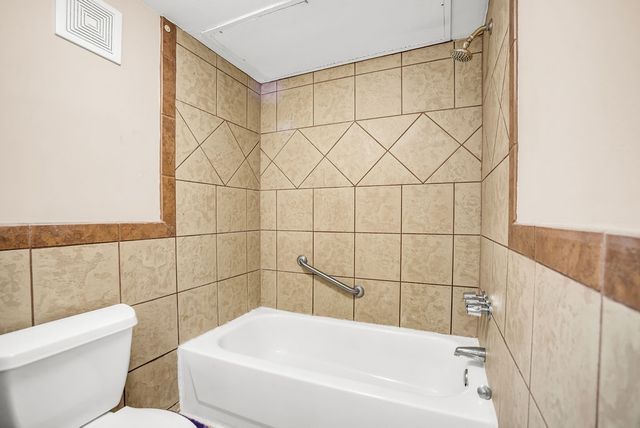 2724 Meadowstone Court, Carrollton, TX 75006