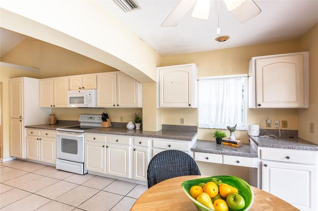 3605 SCHEFFLERA ROAD, Tampa, FL 33618