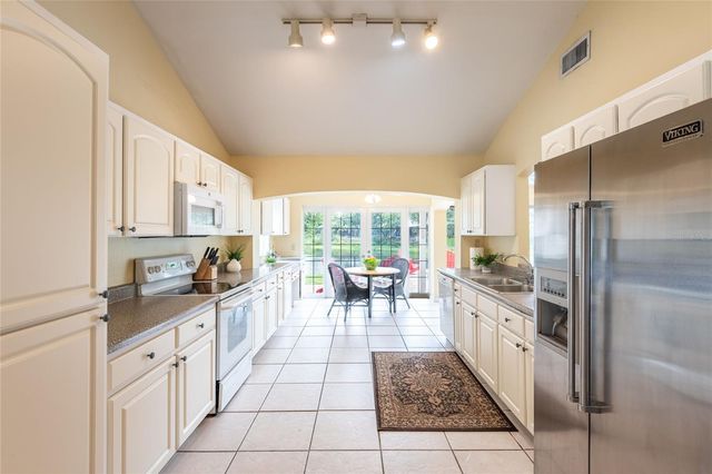 3605 SCHEFFLERA ROAD, Tampa, FL 33618