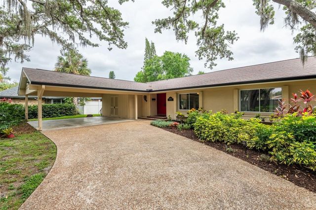 3605 SCHEFFLERA ROAD, Tampa, FL 33618