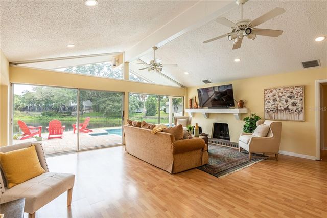 3605 SCHEFFLERA ROAD, Tampa, FL 33618