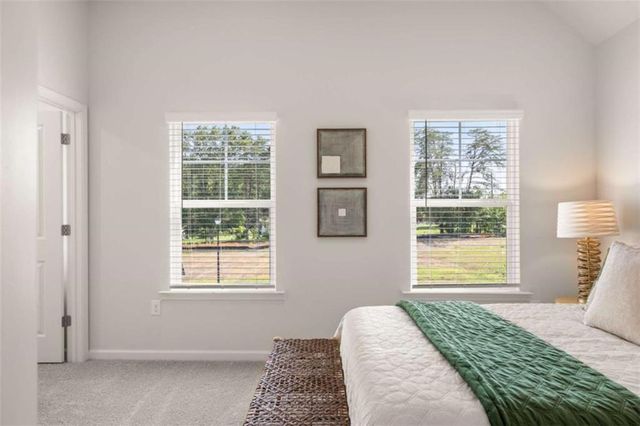 1777 Kingsmere Run Drive, Loganville, GA 30052