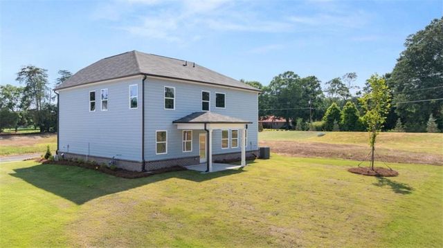 1777 Kingsmere Run Drive, Loganville, GA 30052