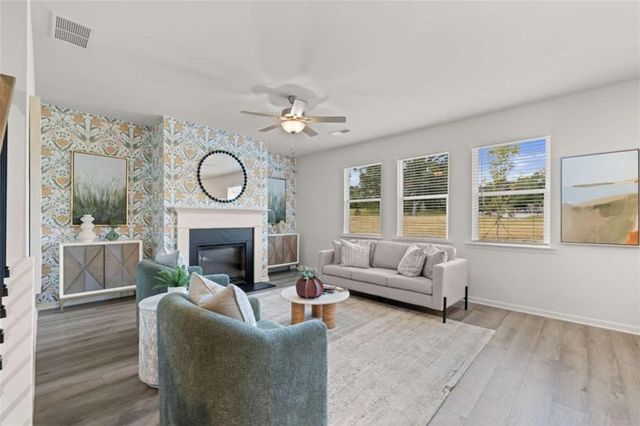 1777 Kingsmere Run Drive, Loganville, GA 30052