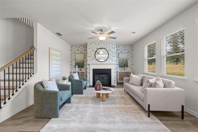 1777 Kingsmere Run Drive, Loganville, GA 30052