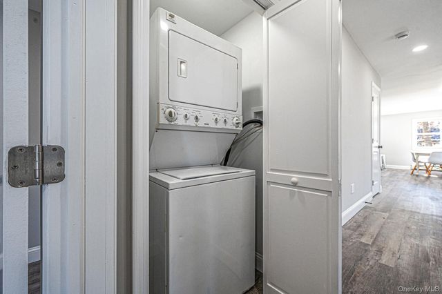 27 Lyman Road, East Patchogue, NY 11772