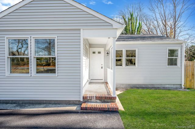 27 Lyman Road, East Patchogue, NY 11772