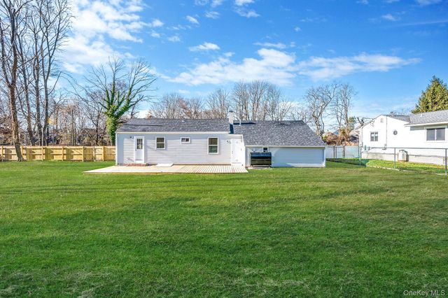 27 Lyman Road, East Patchogue, NY 11772