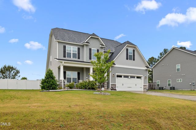 44 Pond Mountain Drive, Clayton, NC 27520