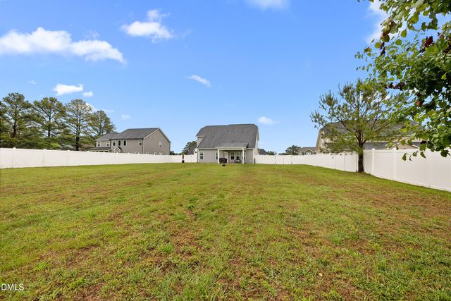 44 Pond Mountain Drive, Clayton, NC 27520