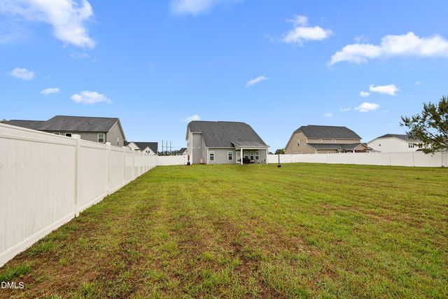 44 Pond Mountain Drive, Clayton, NC 27520