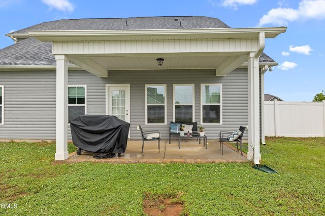 44 Pond Mountain Drive, Clayton, NC 27520