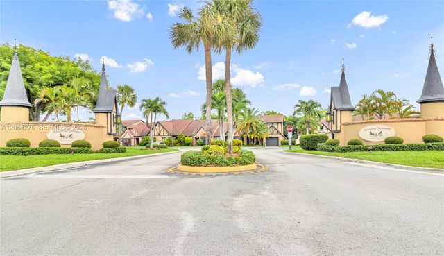 8957 NW 44th Court, Sunrise, FL 33351