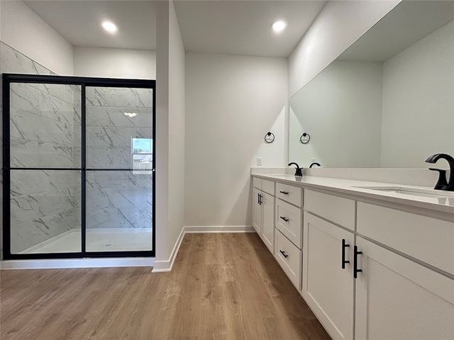 522 N Goose Xing, Farmington, AR 72730