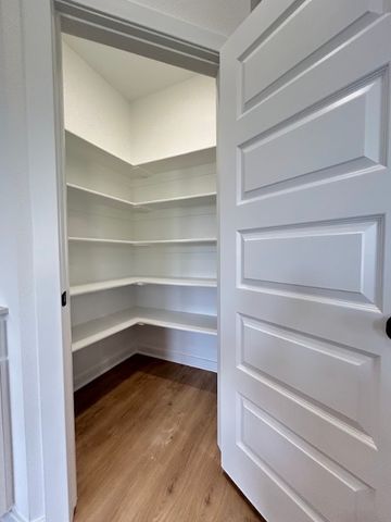 522 N Goose Xing, Farmington, AR 72730