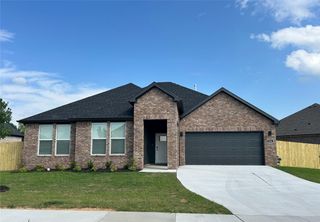 522 N Goose Xing, Farmington, AR 72730