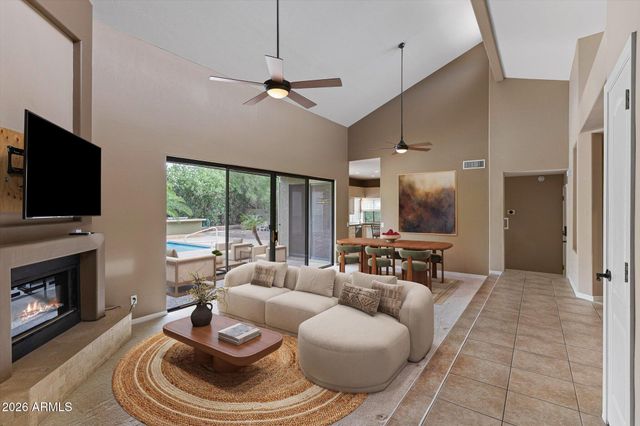 17116 E GRANDE Boulevard, Fountain Hills, AZ 85268