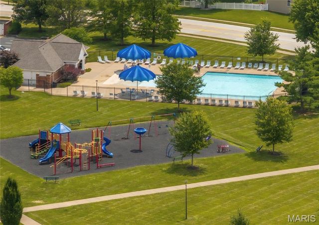 247 Centerfield Drive, O'fallon, MO 63366