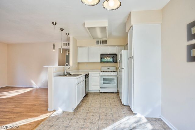 3035 Casey Drive 201, Las Vegas, NV 89120