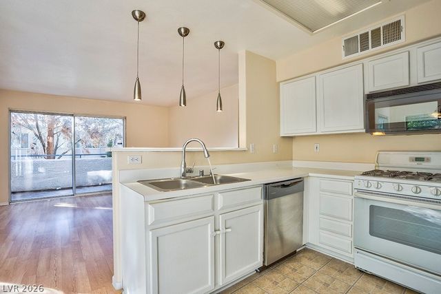 3035 Casey Drive 201, Las Vegas, NV 89120