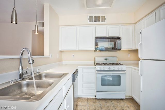 3035 Casey Drive 201, Las Vegas, NV 89120