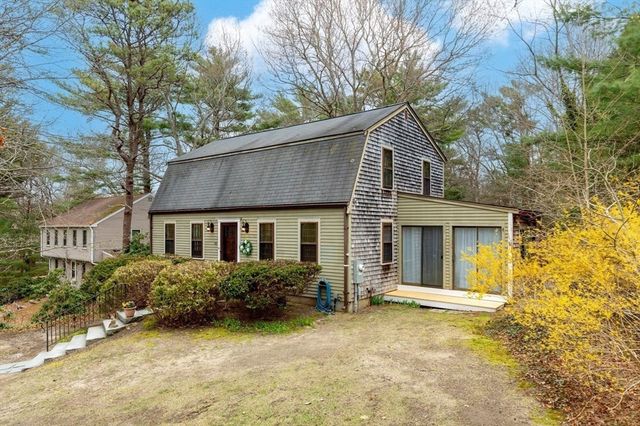 44 Jan Marie Drive, Plymouth, MA 02360