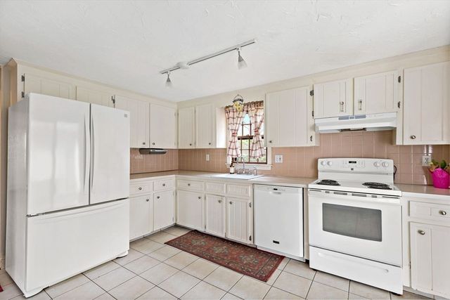 44 Jan Marie Drive, Plymouth, MA 02360