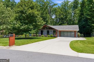 225 Jayne Ellen Way, Alpharetta, GA 30009